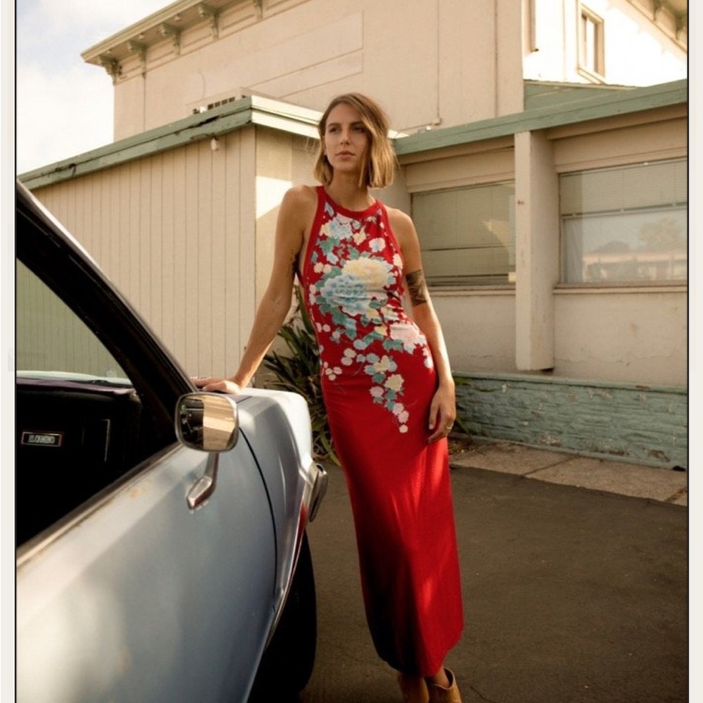 Novella Royale Midnight Rambler Dress. 
Red floral geisha.